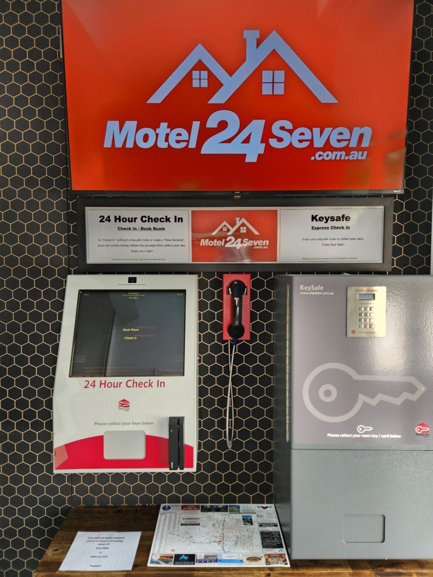 Motel24Seven And Apartments Sale Esterno foto