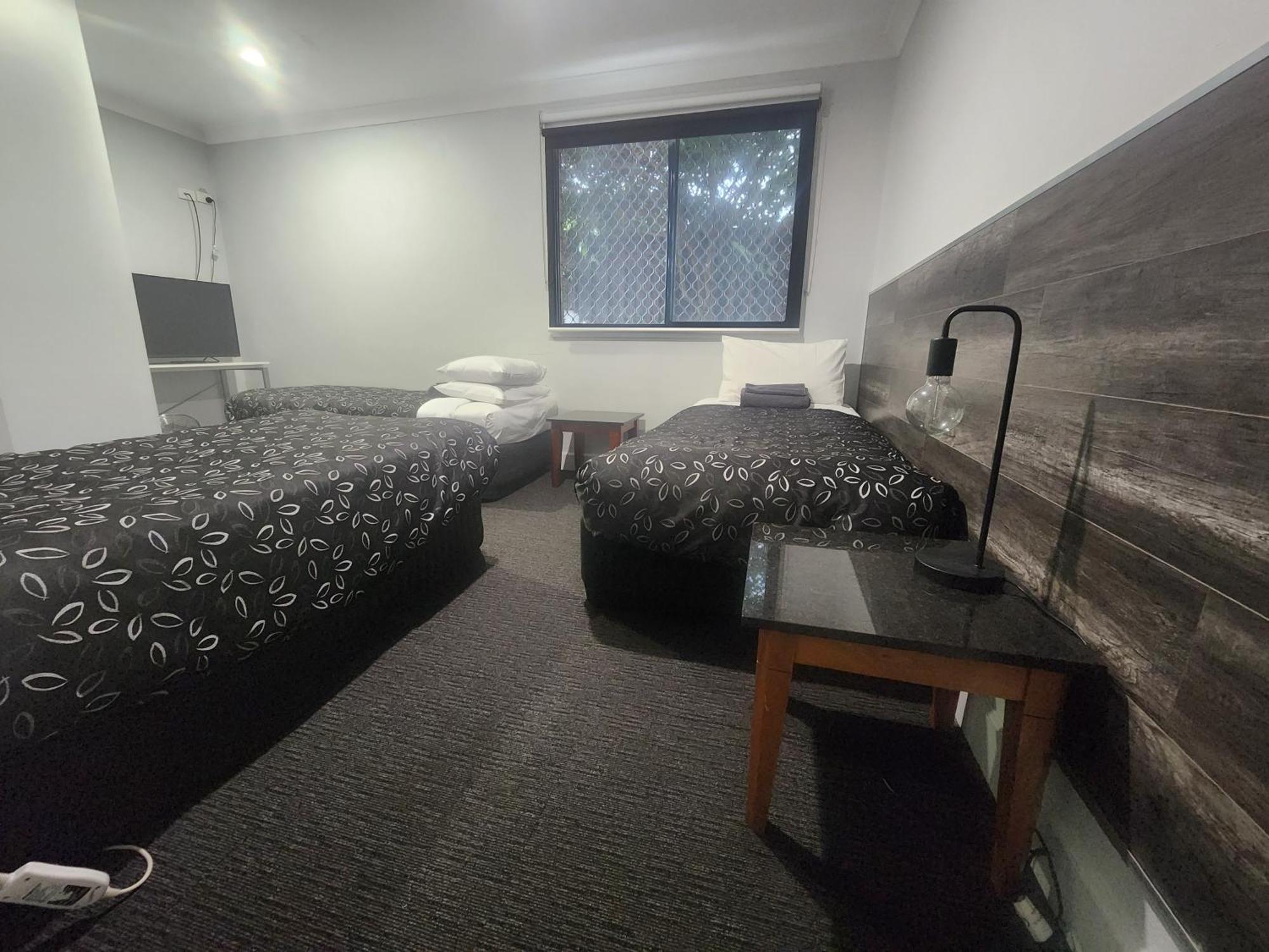 Motel24Seven And Apartments Sale Esterno foto
