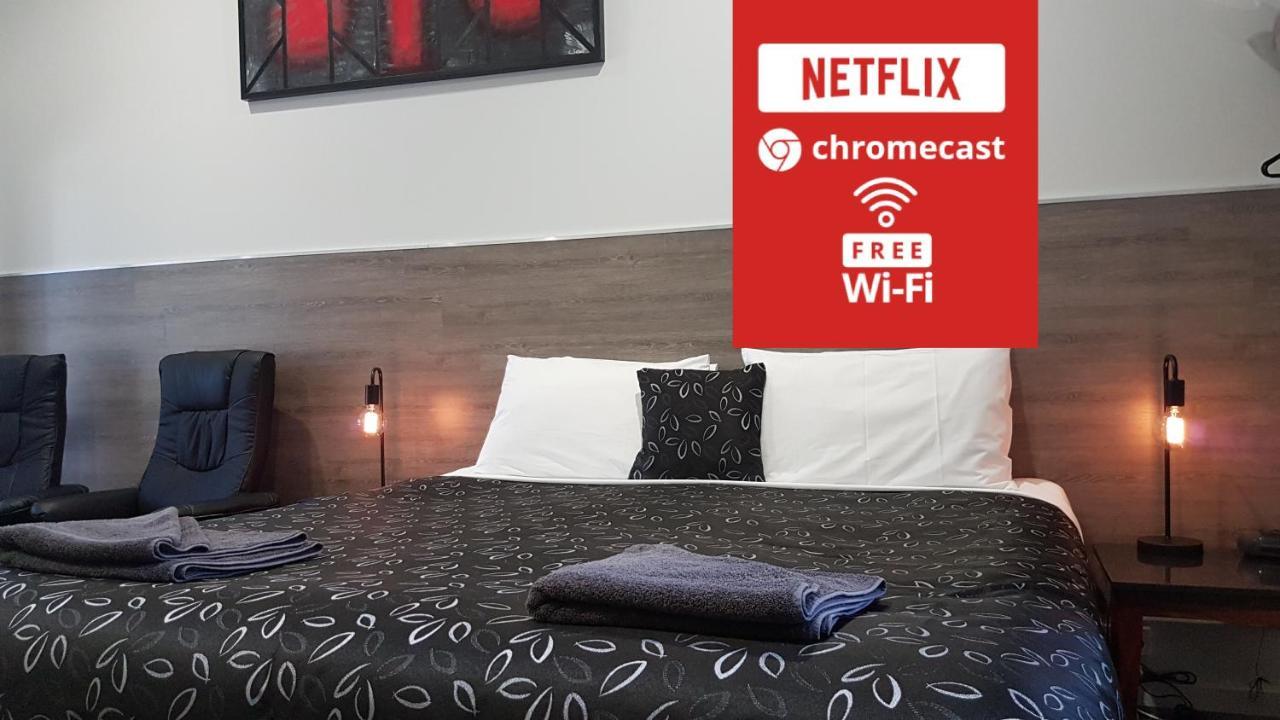 Motel24Seven And Apartments Sale Esterno foto
